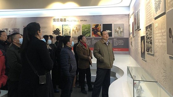 毒品禍害無(wú)窮，禁毒任重道遠(yuǎn)